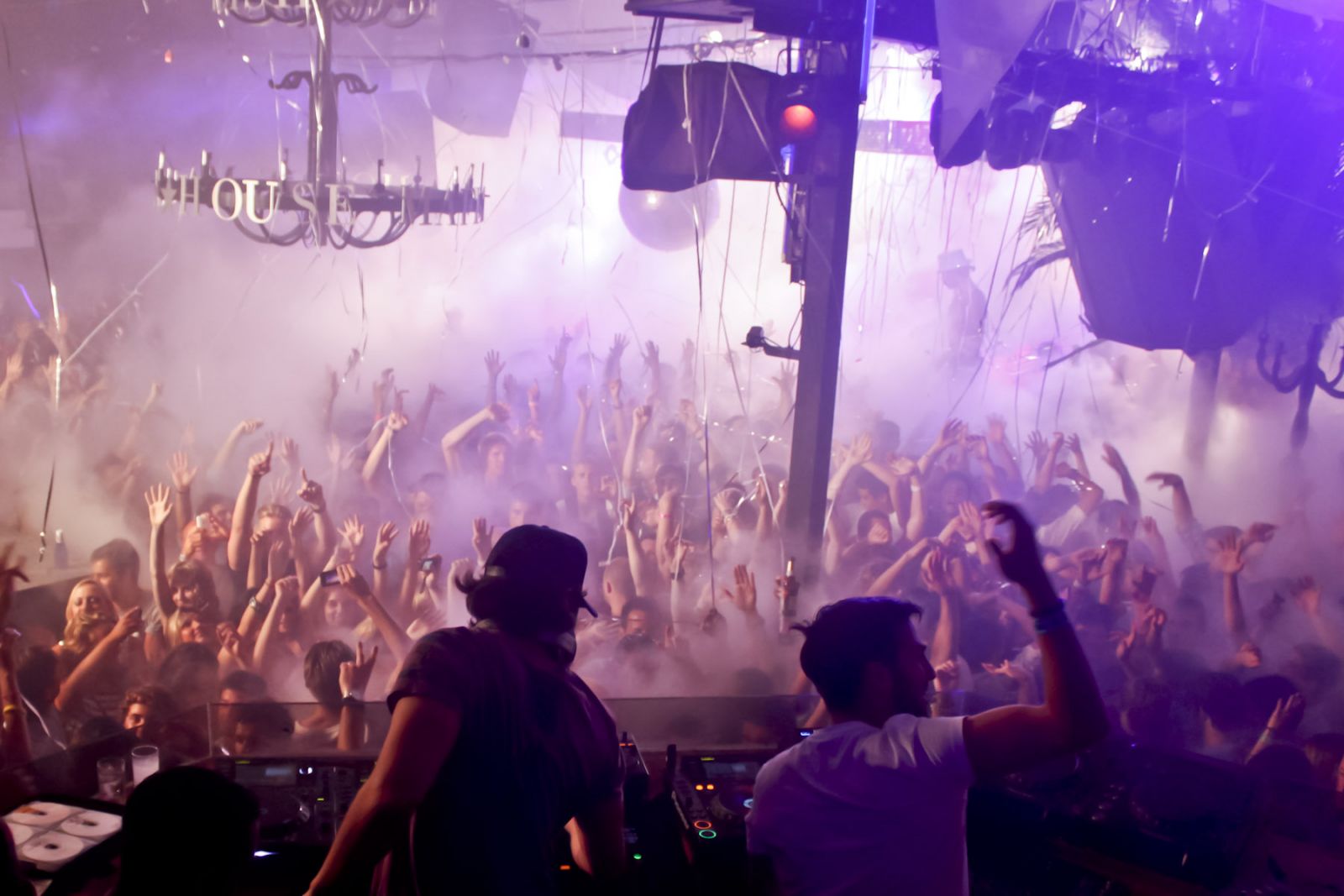 Pacha closing parties
